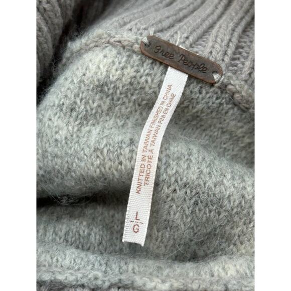 Free People Milo Pullover Grey Tight Knit Cowl Neck Oversized Sweater Size L - Picture 4 of 10